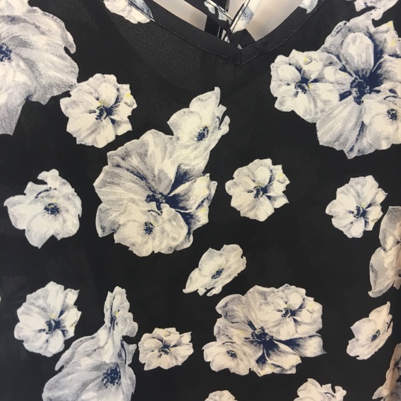 Anthro Paper Crane M Spaghetti Strap Boho Floral - Picture 2 of 4